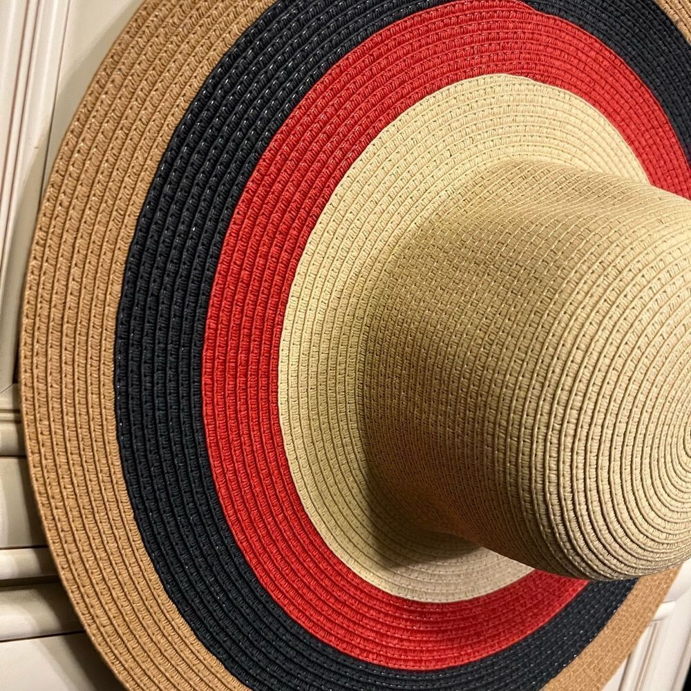 Women's Merona Wide Brim Fedora FEATHER Hat Polyester Straw